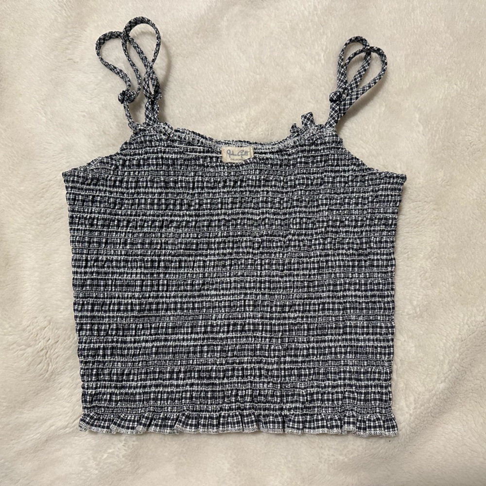 BRANDY MELVILLE TANK TOP